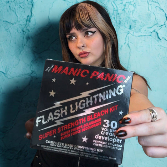 Flash Lightning® Hair Bleach Kit 30 Volume